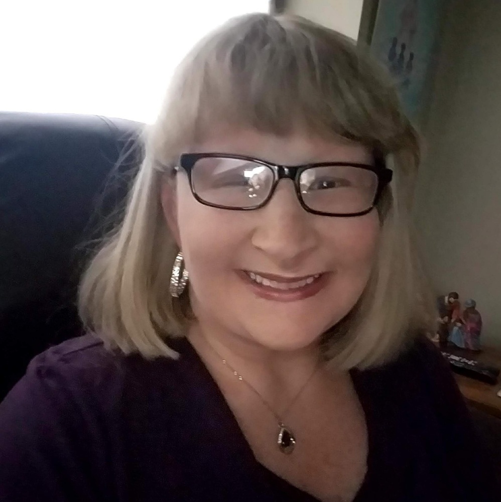 Meet your Posher, Kelly